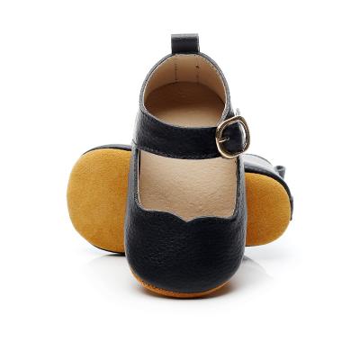 China Eco-Friendly High Quality Genuine Leather Baby Shoes Soft First Walkers Baby Moccasins for sale