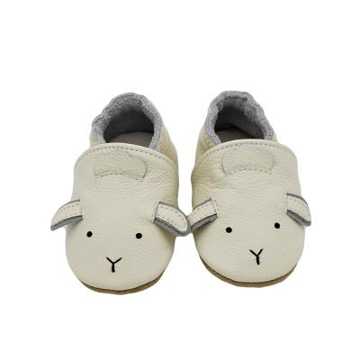 China Eco-friendly Breathable Modern Lightweight Baby Shoes Round For Baby Boy Cute Baby Shoes for sale