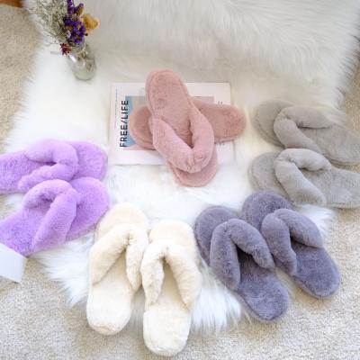 China Colorful Fluffy Fur Flip Flops Ladies Women Slippers Faux Rabbit Fuzzy Open Toe Indoor Slippers Light Weight 2021 for sale