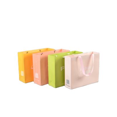 China OEM Paper Bag Manufacturer Reusable Eco-Friendly Ivory Board Recyclable Paper Bag Packaging for sale