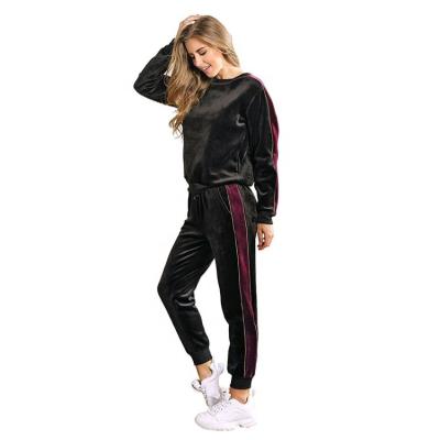 China Rich Colors Classic Design Women Jogging Suit Latest Design Breathable Diverse Styles for sale