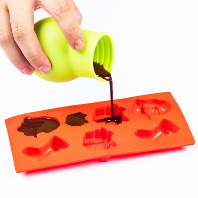 China Sustainable Silicone Crucible Chocolate Melting Pot Mold Red Green Microwave Butter Melter For Kitchen Heat Milk Baking Sauce for sale