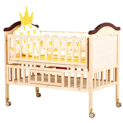 China Modern Newborn Hutch Splicing Baby Mobile Multifunctional Large Crib Solid Wood Electric Crib Bed for sale