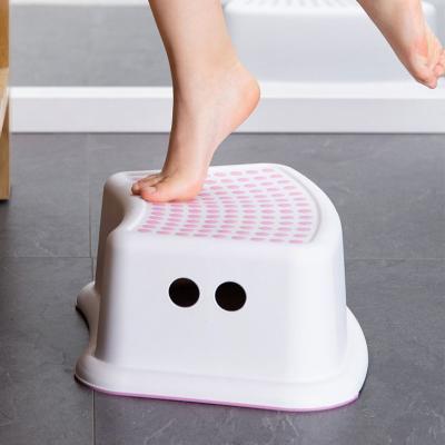 China Other Children's Toilet Baby Hand Washing Piano Non-slip Thick Wash Stool Portable Foot Step Stool for sale