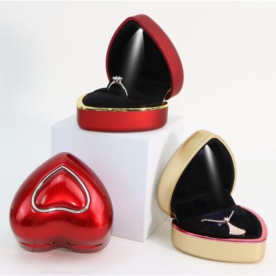 China Customized Eco-Friendly Jewelry Box Handmade Logo And Set Luxury Heart Shape for sale