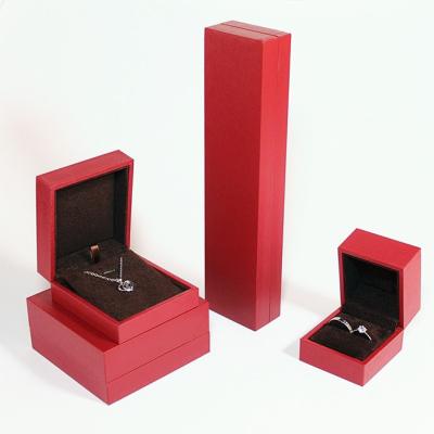 China Eco - Friendly Custom Leather Jewelry Packaging Ring Necklace Box for sale