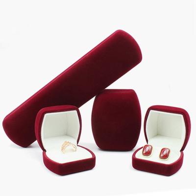 China Eco - Friendly Velvet Birthday Gift Shape Jewelry Tin Packaging Box Ring Boxes for sale