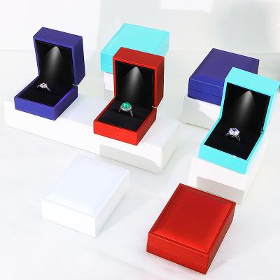 China Custom Creative High Quality Jewelry Packaging Display Jewelry Box Packaging Red Blue Velvet Ring Necklace Pendant Box Green Customized Cheung Hing NC; GUA for sale