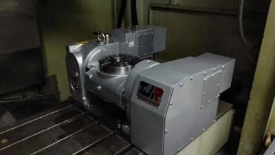 中国 Stable Hydraulic Brake FHR-255cl 5th Axis Rotary Table Cradle Type 販売のため