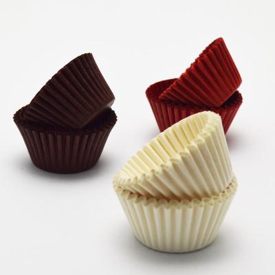 China Factory Direct Selling Paper Roll Cup Cake Liner Cupcake Clean Disposable Easy Non-Stick Cup Cake Roll Baking Cup for sale