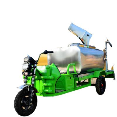 China Garment Shops Clean Sale Environmental Watering Cart Motor Tricycle Water Spray Truck Tricycle Tractor Water Tanker for sale