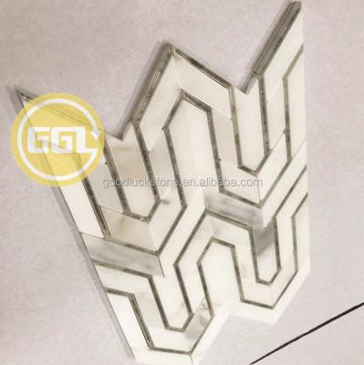 China Parquet calacatta gold marble mix mirror glass mosaic slab for wall slab for sale