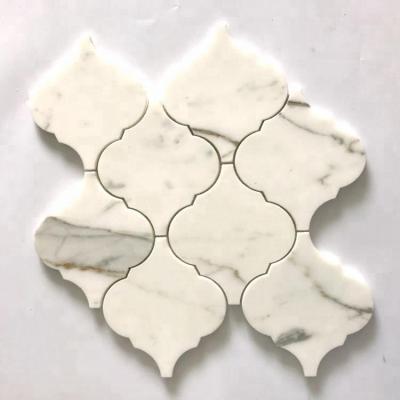 China Parquet Calacatta Gold Lantern Shape Baroque Arabesque Marble Mosaic Slabs for sale