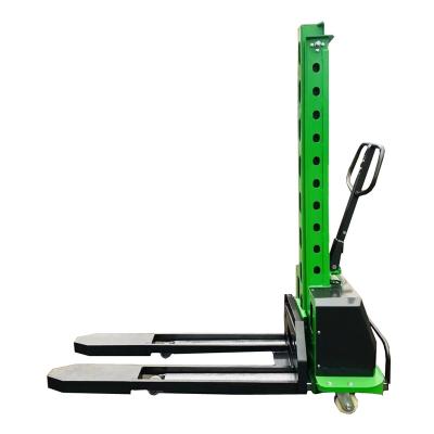 China Hotels ShunCha factory price 500kg load capacity self-contained lifting pallet stacker portable electric semi truck for warehouse for sale