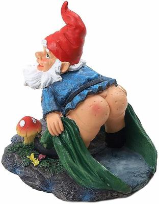 China Funny Dwarf Dwarf Old Man Sculpture Ornaments Europe Drain Resin Crafts Funny for sale