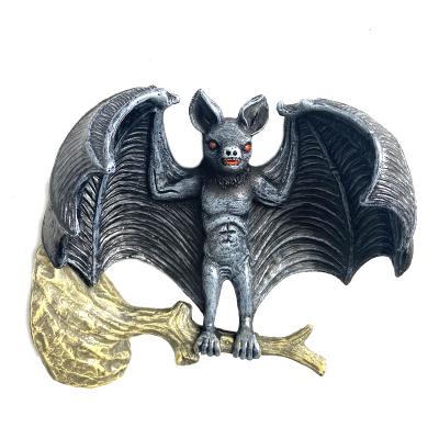 China Other Resin Halloween Figurines Crafts Garden Bat Tree Decorations Vampire Bat Upside Down Statue for sale