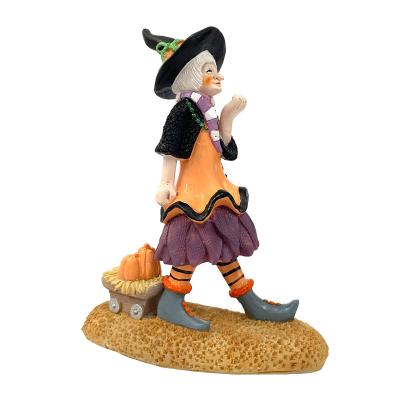 China Europe Halloween Decorations Party Celebration Witch Desktop Doll Resin Decorative Ornaments for sale