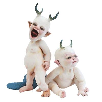 China 2022 New Halloween Europe Horror Baby Demon Child Statue Resin Craft Ornament for sale