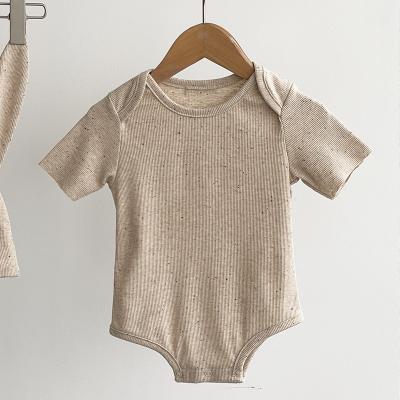 China 100% Cotton Baby Oatmeal Summer Style Plain Baby Romper Knitted Newborn Baby Clothes Short Sleeve Jumpsuit. for sale