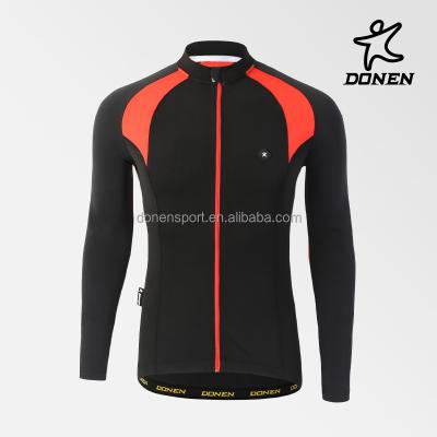 China Donen Autumn/Winter Breathable Night Walker Windstop Jacket for sale