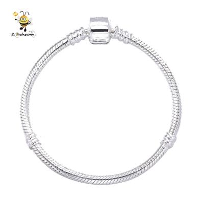 China For Women Silver Snake Chain Charm Bracelet For DIY Bead Smart 925 Sterling Silver Moments Bracelet Bangle With Clasp For Women Silver Snake Chain Charm Bracelet For DIY Beads for sale