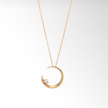 China Woven Wedding European Style Hot Selling Pendant Necklace Gold Moon Necklace 2019 Slovehoony Products Gold Jewelry Necklace With Diamond For Sister Girls Mom for sale