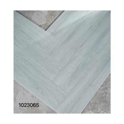 China Europe 200*1000mm Straight Wood Grain Tile Edge Low Water Matte Absorption Tile for sale