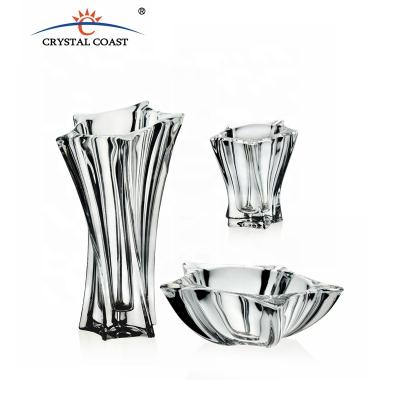 China High Quality Europe Star Shape Crack Crystal Glass Flower Vase For Wedding Centerpieces for sale