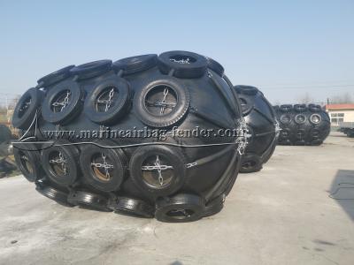 China Anti Aging Pneumatic Marine Fender , Black Ship Rubber Fender ISO17357 Standard for sale