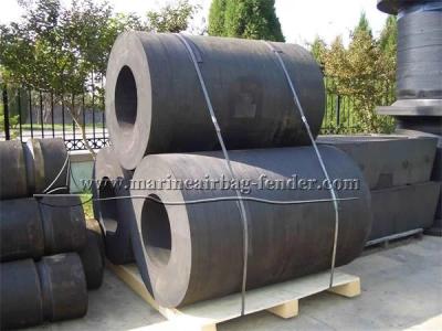 China Custom Boat Rubber Fender Cylindrical Marine Fenders Long Lifespan for sale