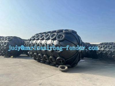 China 10 jaar ontwerp Leeftijd Dock Pneumatische rubber fender met hoge treksterkte Dia 0.3m-4.5m Te koop