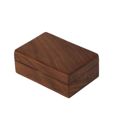 China Unique Ring Box Jewelry Sturdy Durable Handmade Wedding Decorations Longevity Rectangular Smooth Wood for sale