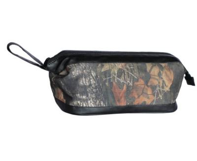 China Fashion Camouflage 600D Hanging Toiletry Bag Cosmetic Bag Wash Bag for sale