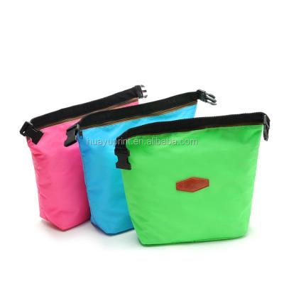 China Recyclable Promotion Cooler Colorful Nonwoven Insulated Cute Small Bag for sale