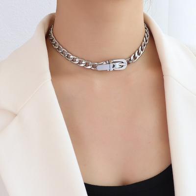 China Tasty Creative Pendant Necklace Stainless Steel Chokers Durable Jewelry Necklace Women Snake Chain for sale