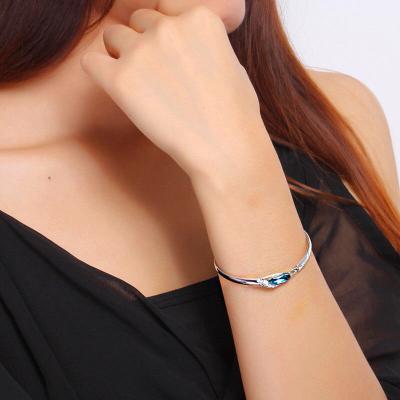 China 2022 New High Quality Fashion Silver Plated Crystal Chain Bracelet Women Charm Cuff Bracelet Jewelry New for sale