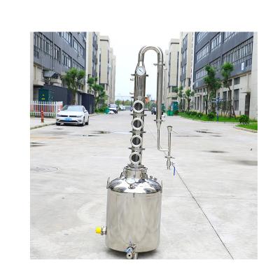 China Excellent Quality Small Winery Stainless Steel Whiskey Distillation Equipment Brandy Distiller for sale