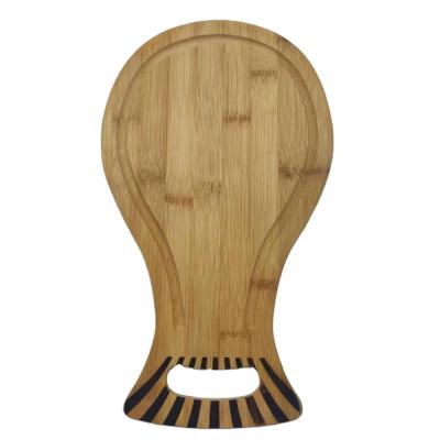 China New Design Sustainable Fish Shaped Single Cutting Board Bamboo Kitchen Chopper for sale