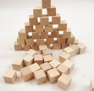 China 10mm beech wood cubes natural wooden block kids playing blocks for sale