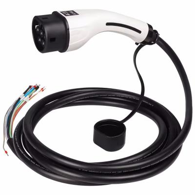 China OEM 32A EV Charging Plug 7.3kw Ev Type 2 Charging Plug With 5m Cable for sale