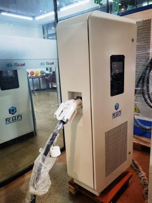 China 160 kW CCS2 Dual Gun DC Charging Stack voor elektrische voertuigen / DC Fast Charging Station Te koop