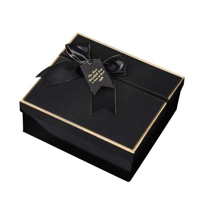 China High Quality Recycled Materials Whosale Paper Gift Box Cardboard Gift Boxes Folding Paper Gift Box for sale