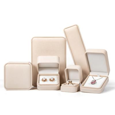 China High Quality And Luxury Jewelry Box Wholesale Fashionable Jewelry Packaging Boxes for sale