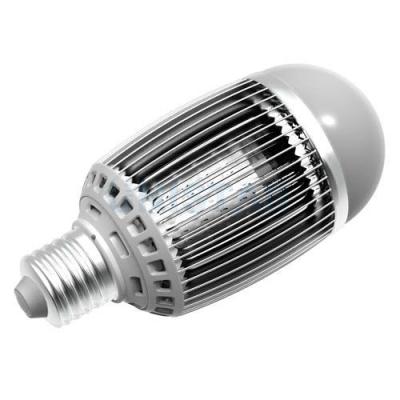 中国 7W クリー族の世帯の屋内地球 LED の電球 100lm/W 時間 50000 時間の生命 販売のため