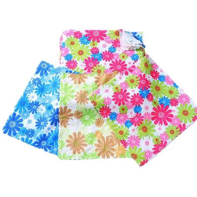 China Jacquard Brand Microfiber Plush Fabric Apparel Manufacture Fancy Towel Customized Flower Printed Soft Microfiber Handkerchief for sale