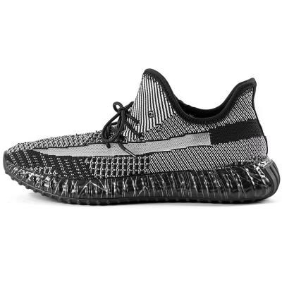 China Lightweight Anti-skid Sports Shoes Breathable Mesh Air Mesh Basketball Shoes Driving Weaving Running Shoes for sale