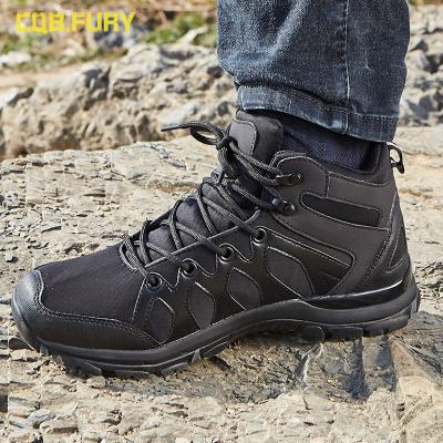 China Men's Army Boots Anti-slippery Desert Suede Combat Assault Military Outdoor Boots Tactical Boots for sale