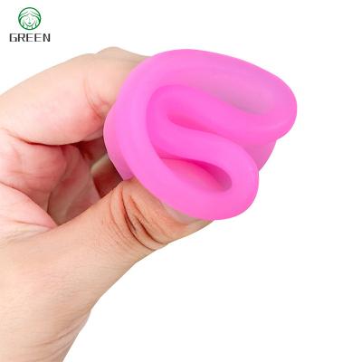 China Silicone Reusable Comfortable Reusable 100% Safe and Insensitive Period Menstrual Cup for sale