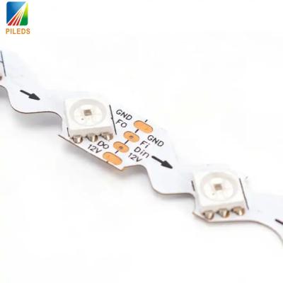 Chine 5 mm 8 mm RGB Pixel 5V LED Strip Light WS2815 WS2812B Type de courbe à vendre