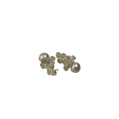 China New Type Environmentally Friendly Fashionable Zircon Style Pearl Drop Bargain Price Brass Stud Earrings for sale